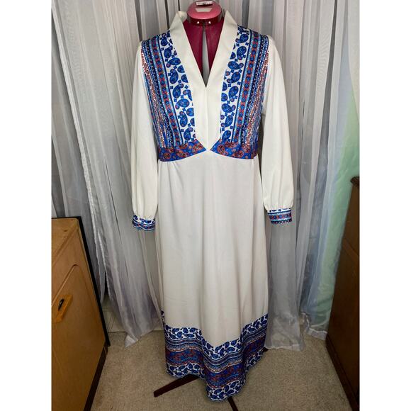 maxi dress with patterned yoke boho with coat 70s Vintage white blue red - Picture 4 of 16